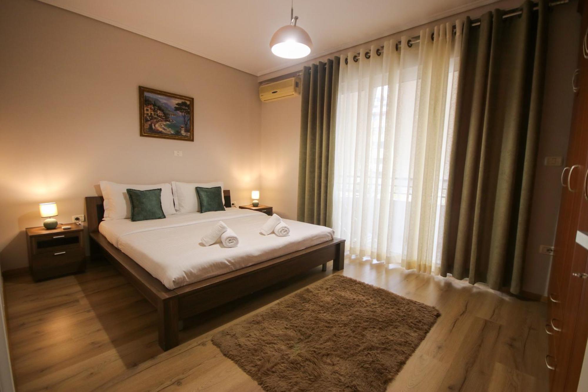 Johan'S Apartment Tiranë Eksteriør bilde